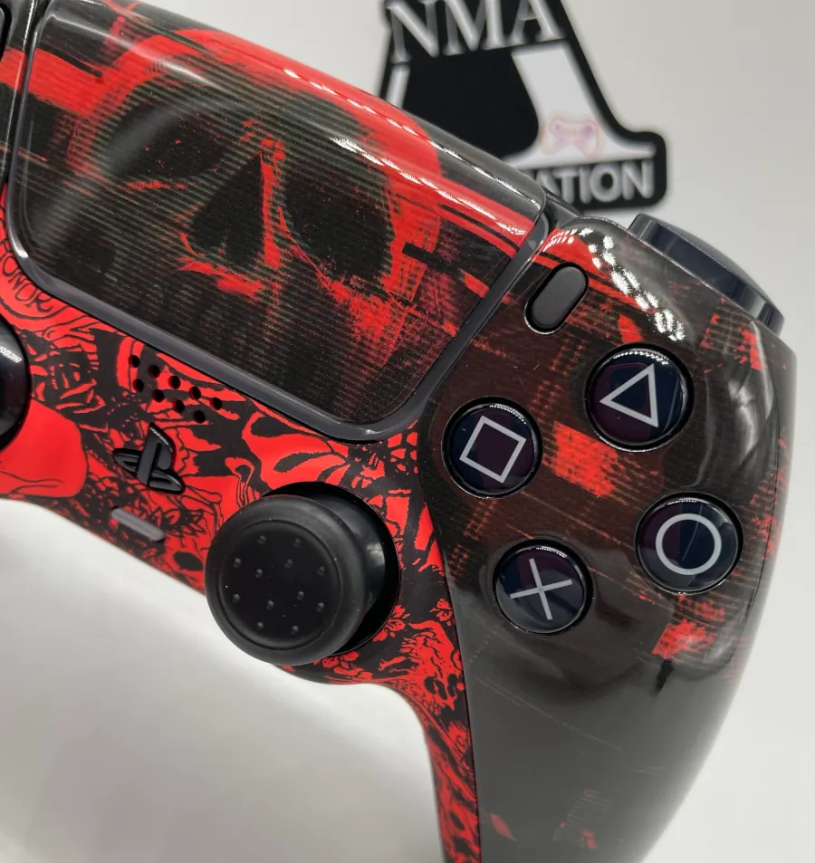 DUALSENSE PS5 / PC CUSTOM “DEMON END MONSTER” - ANALOGICI INTERCAMBIABILI 3 ALTEZZE