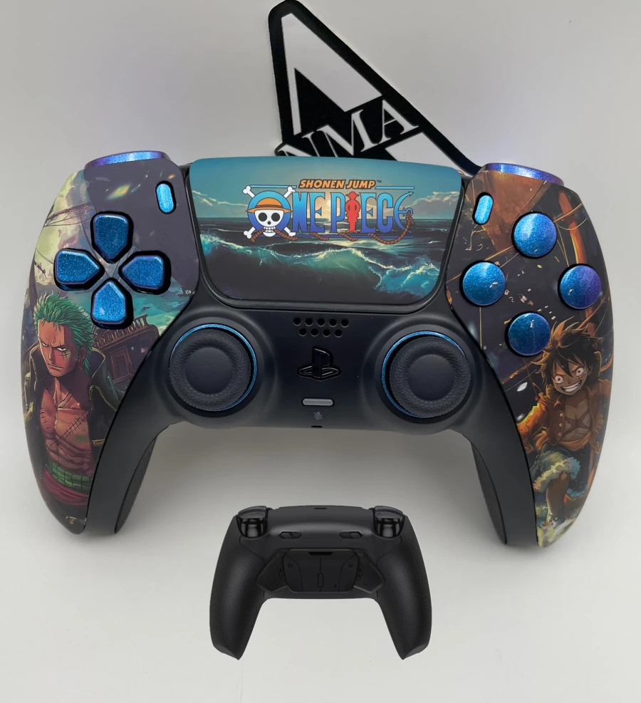 DUALSENSE PS5 / PC “ONEPEACE” – KIT TASTI CUSTOM – ANELLINI DECORATIVI – KIT REMAP TASTI AGGIUNTI POSTERIORI + KIT RAPID FIRE ADATTIVO